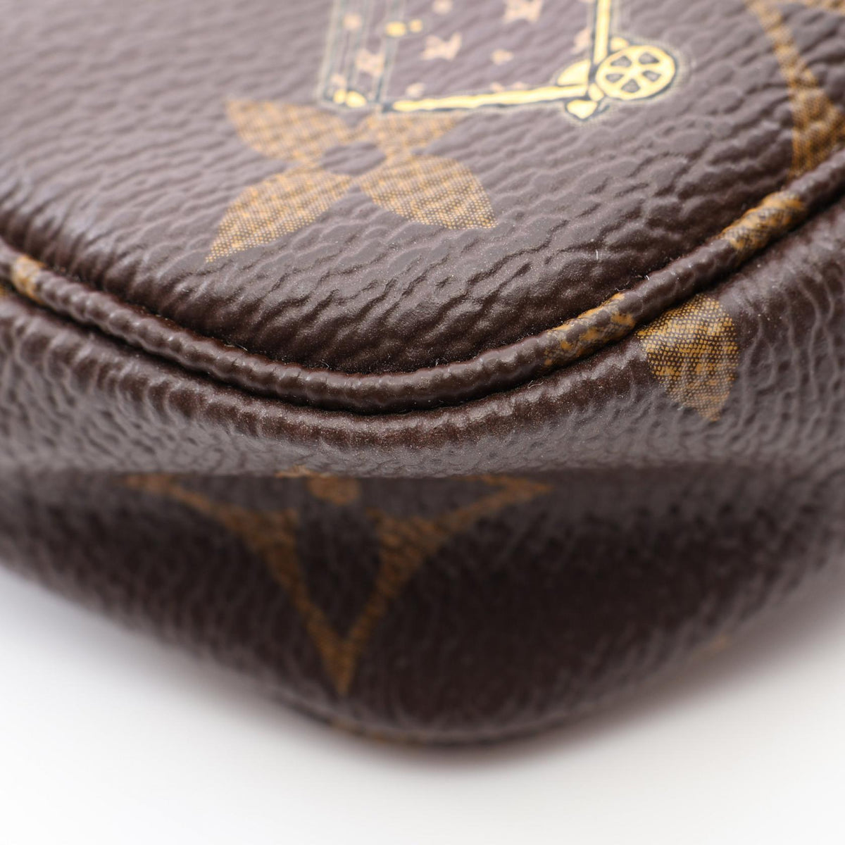 Louis Vuitton Mini Pochette · Monogram
