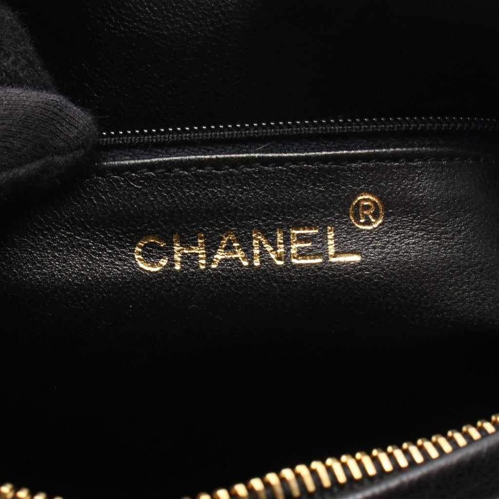 CHANEL Matelassé · Lambskin Chain Shoulder