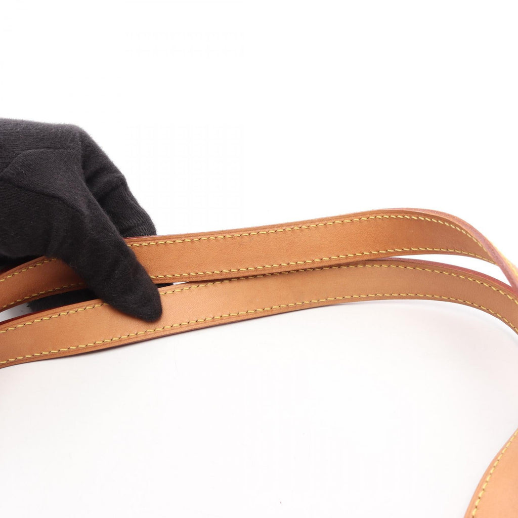Louis Vuitton Cabas Mezzo · Monogram