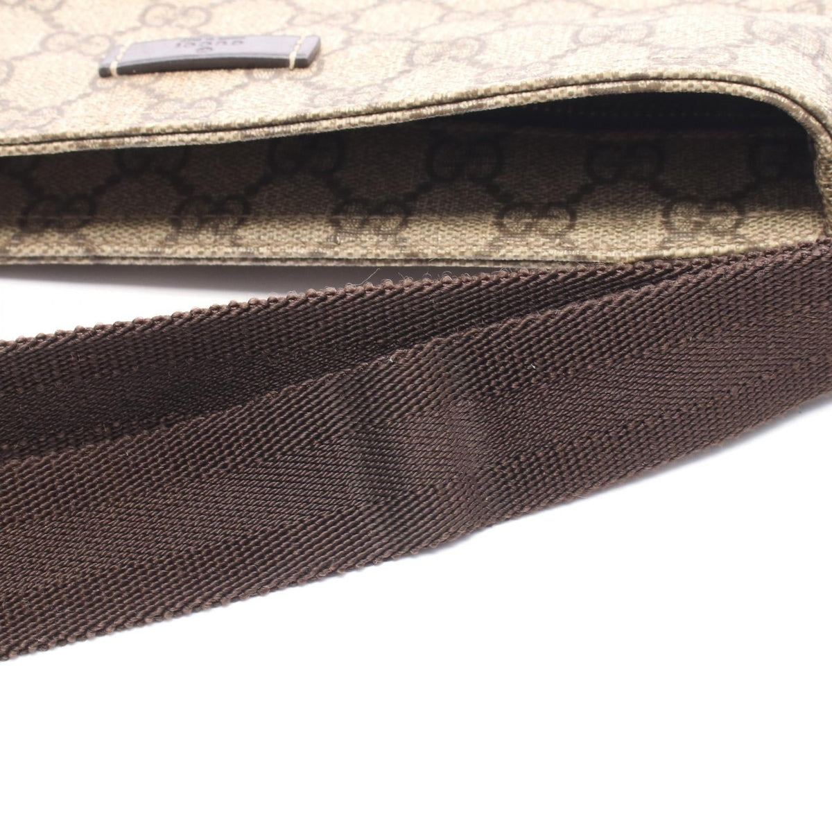 Gucci GG Supreme · Canvas Leather