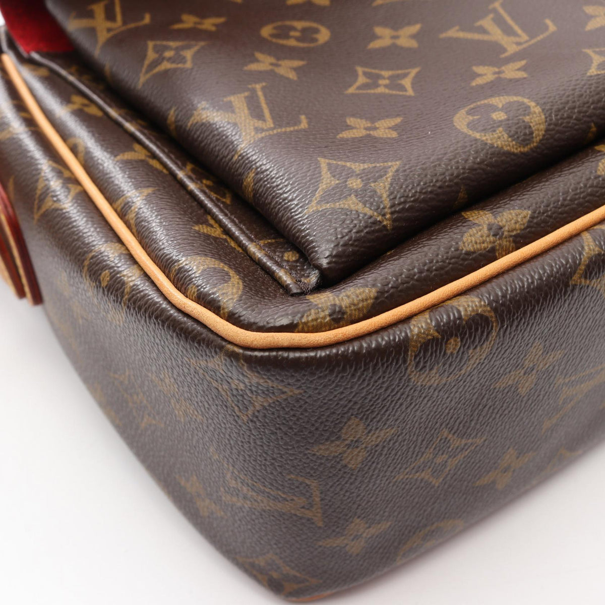 Louis Vuitton Vivacite GM · Monogram