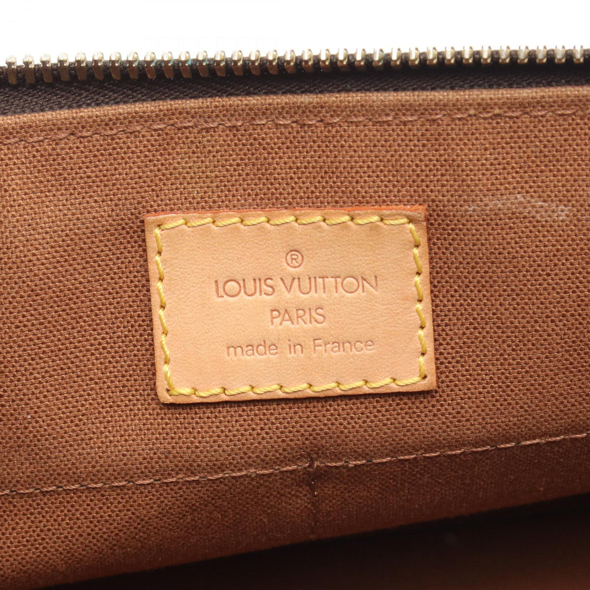Louis Vuitton Popincourt Long · Monogram