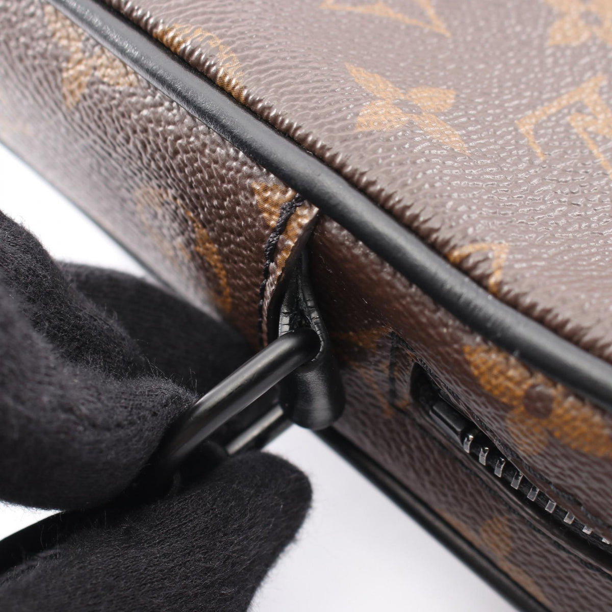 Louis Vuitton Christopher · Monogram