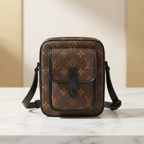 Louis Vuitton Christopher · Monogram