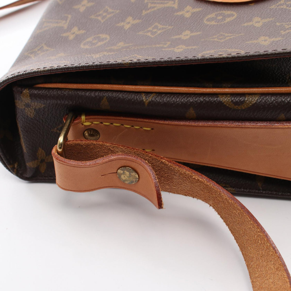 Louis Vuitton Cartouchiere GM · Monogram