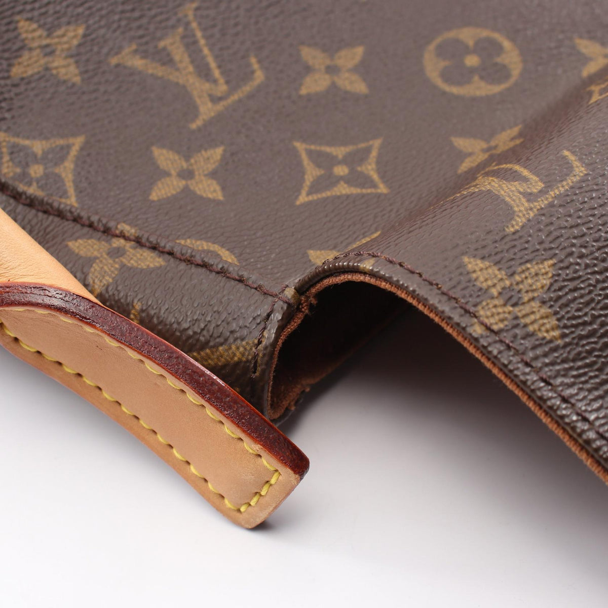 Louis Vuitton Mini Looping · Monogram