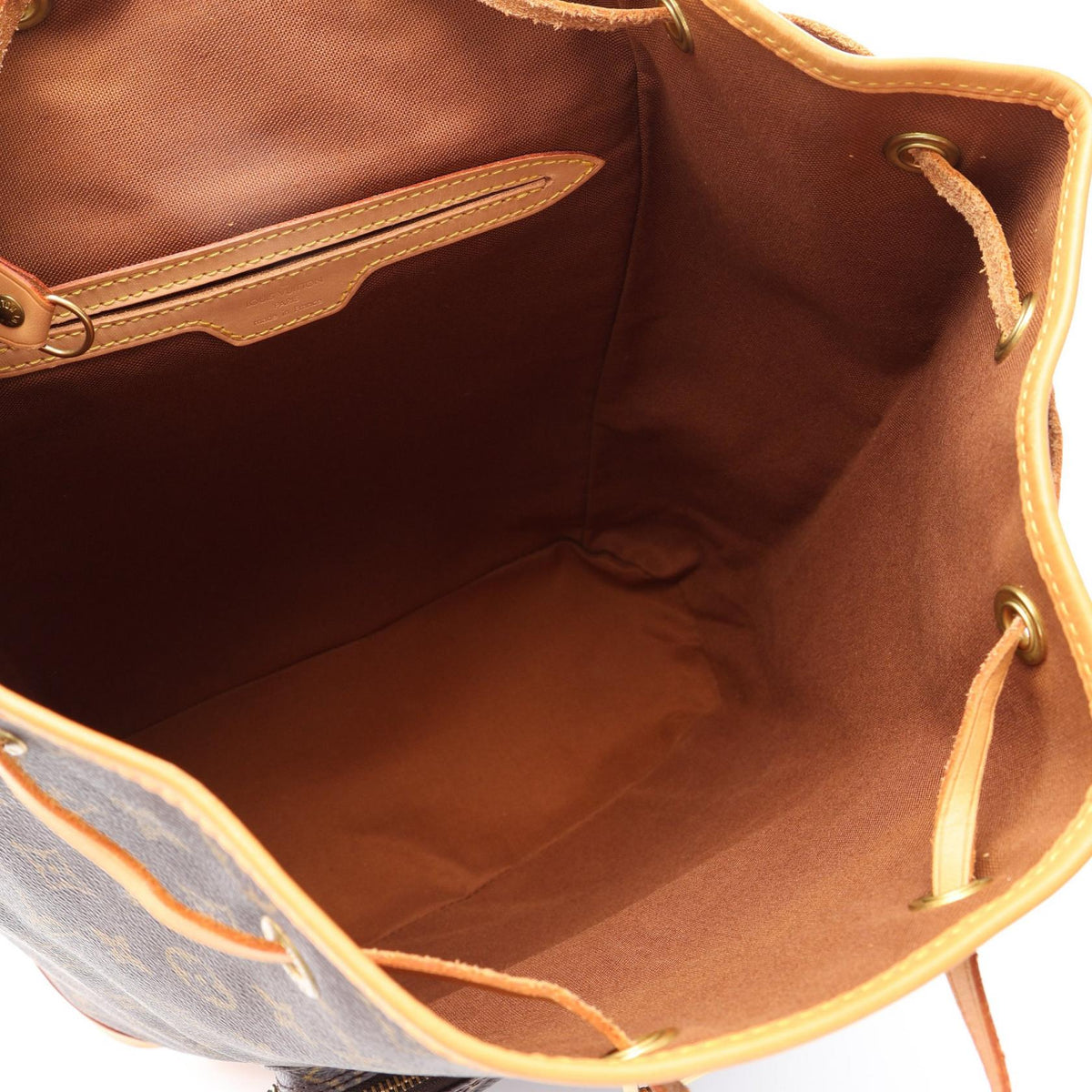 Louis Vuitton Montsouris GM · Monogram
