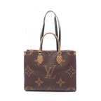 Louis Vuitton On The Go MM · Giant Reverse