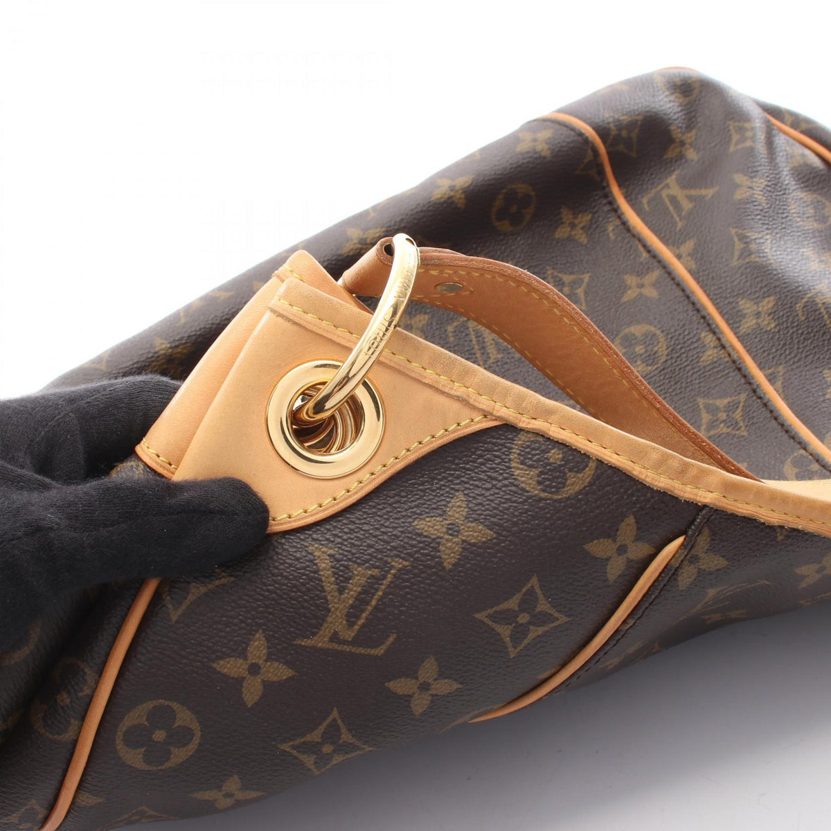Louis Vuitton Galliera PM · Monogram