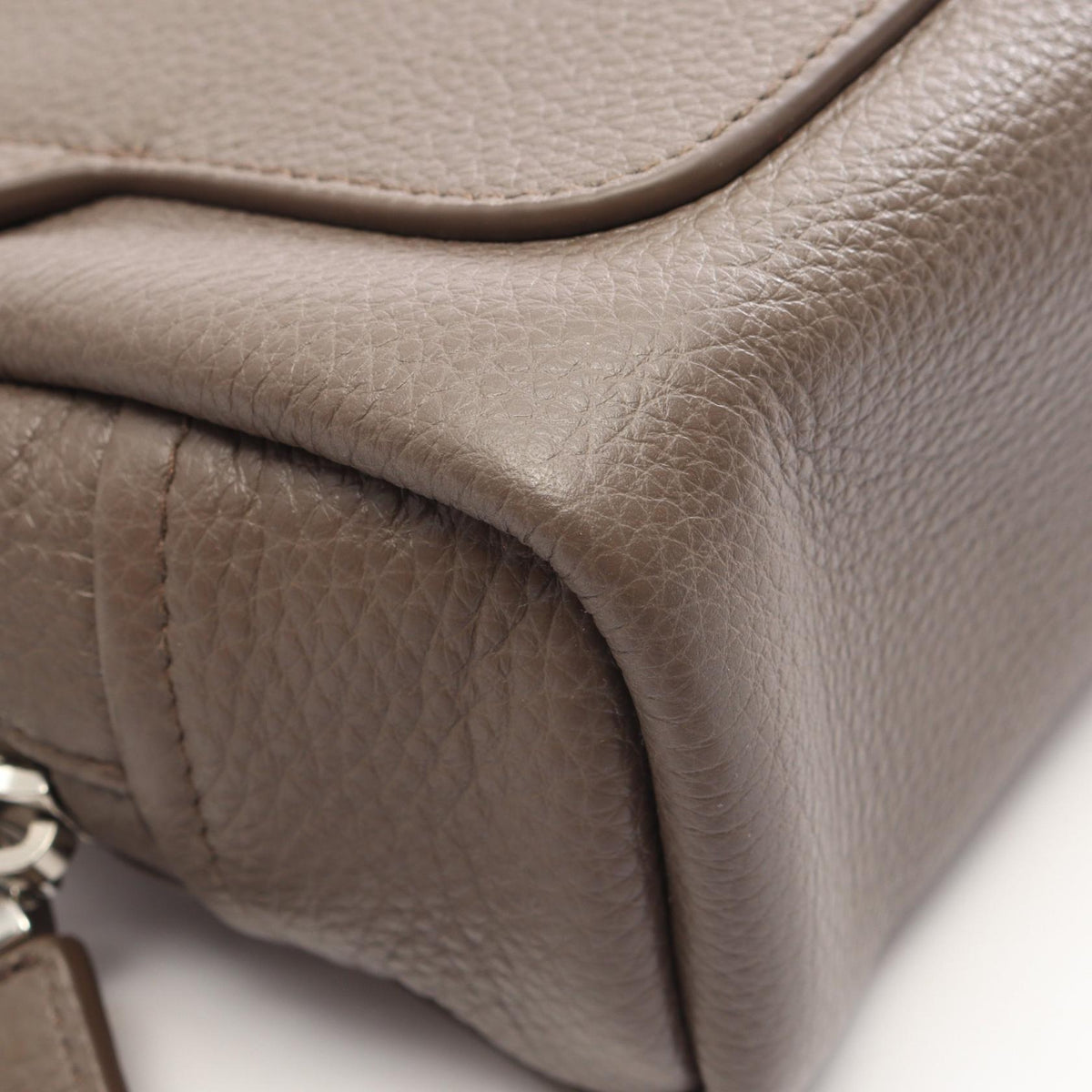 Prada Vitello Daino · Leather