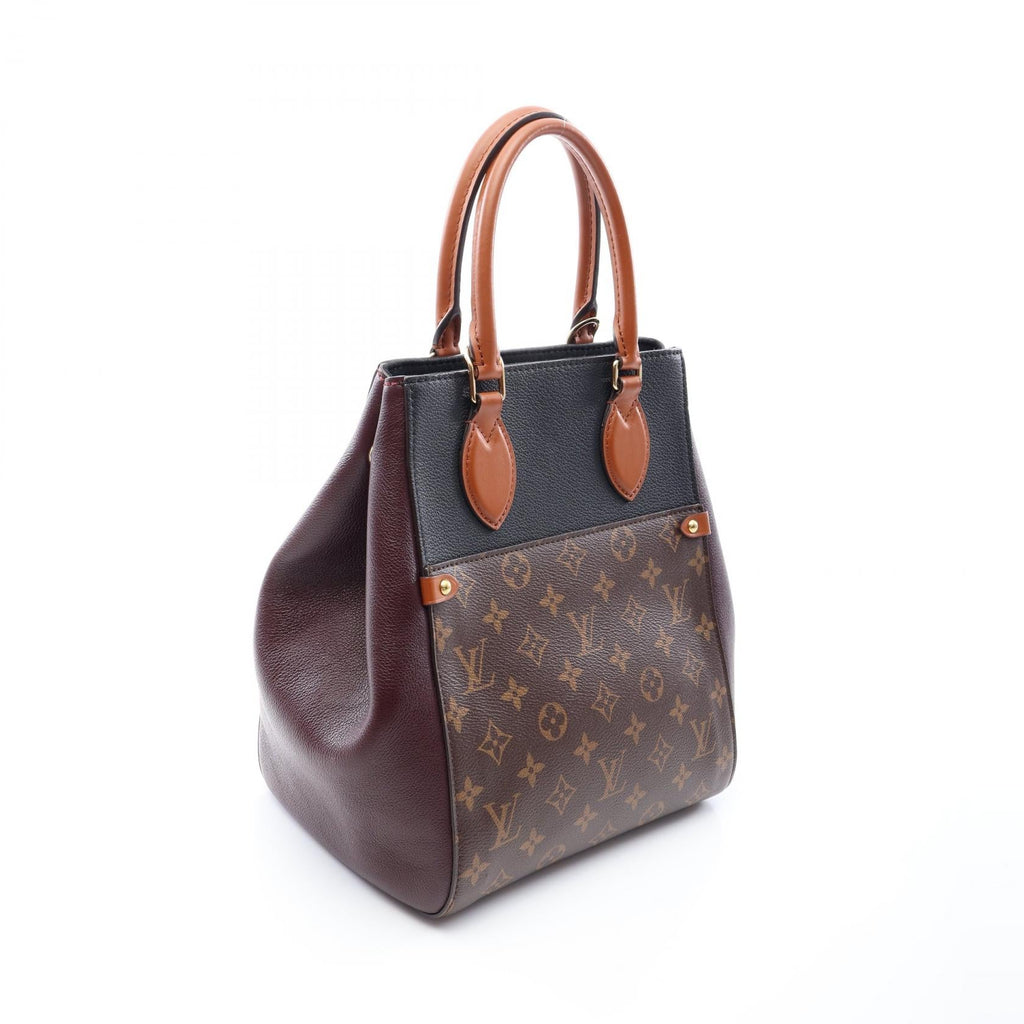 Louis Vuitton Fold Tote MM · Monogram