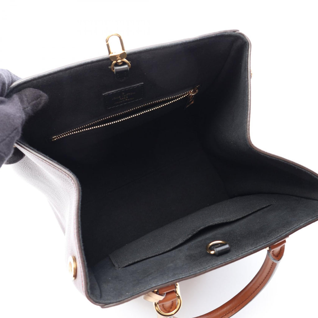 Louis Vuitton Fold Tote MM · Monogram