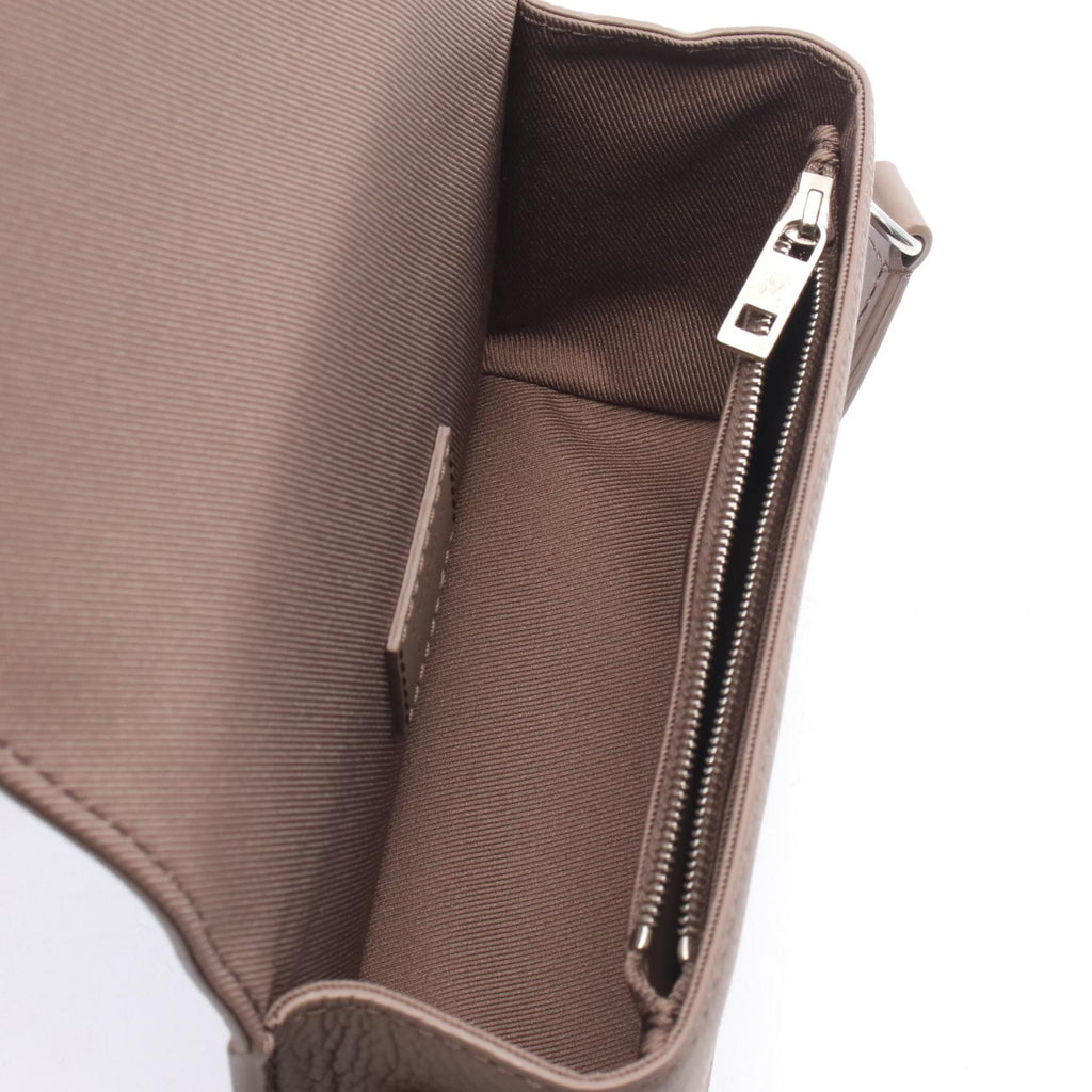 Louis Vuitton Fastline · LV Aerogram