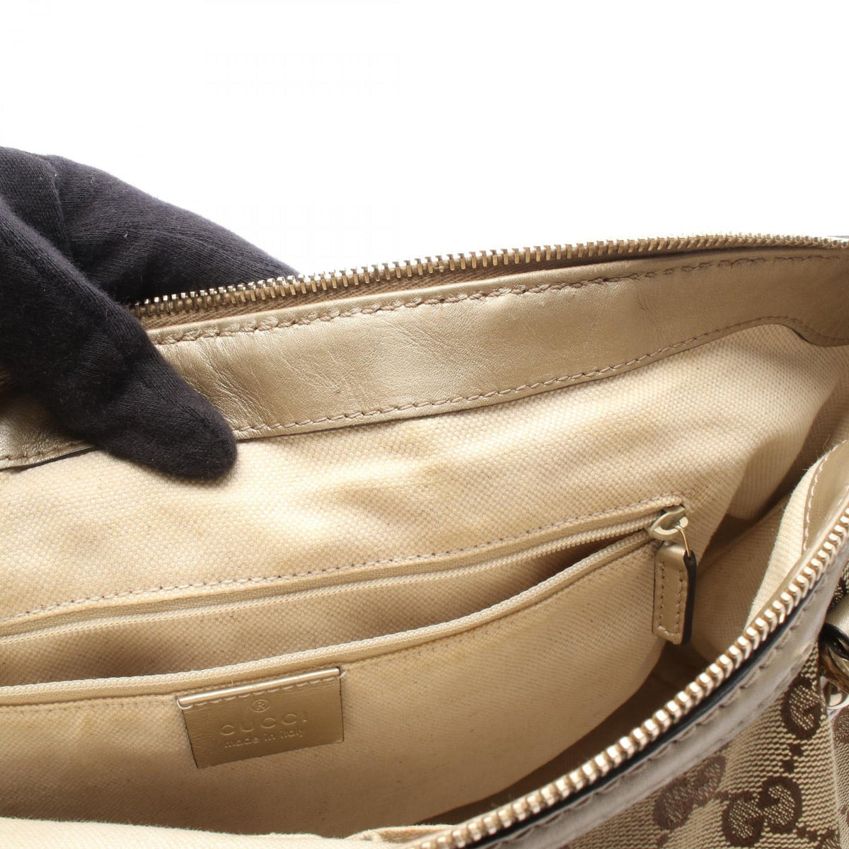 Gucci Sukey · GG Canvas