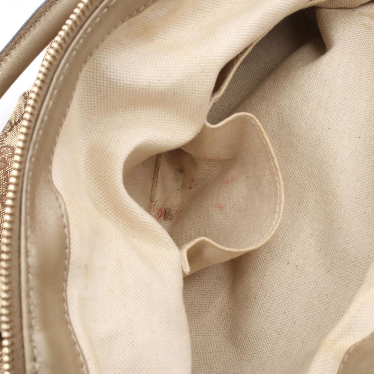 Gucci Sukey · GG Canvas