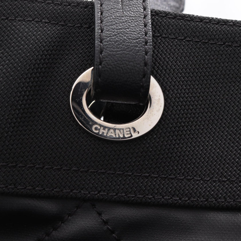 Chanel Paris Biarritz PM · Tote Bag