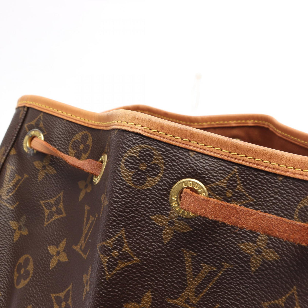 Louis Vuitton Montsouris GM · Monogram Canvas