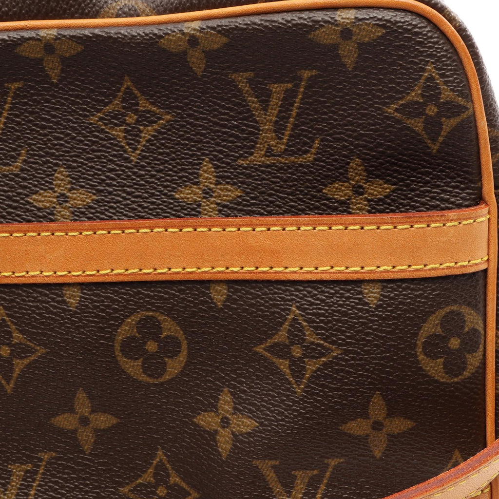 Louis Vuitton Trocadero 27 · Monogram