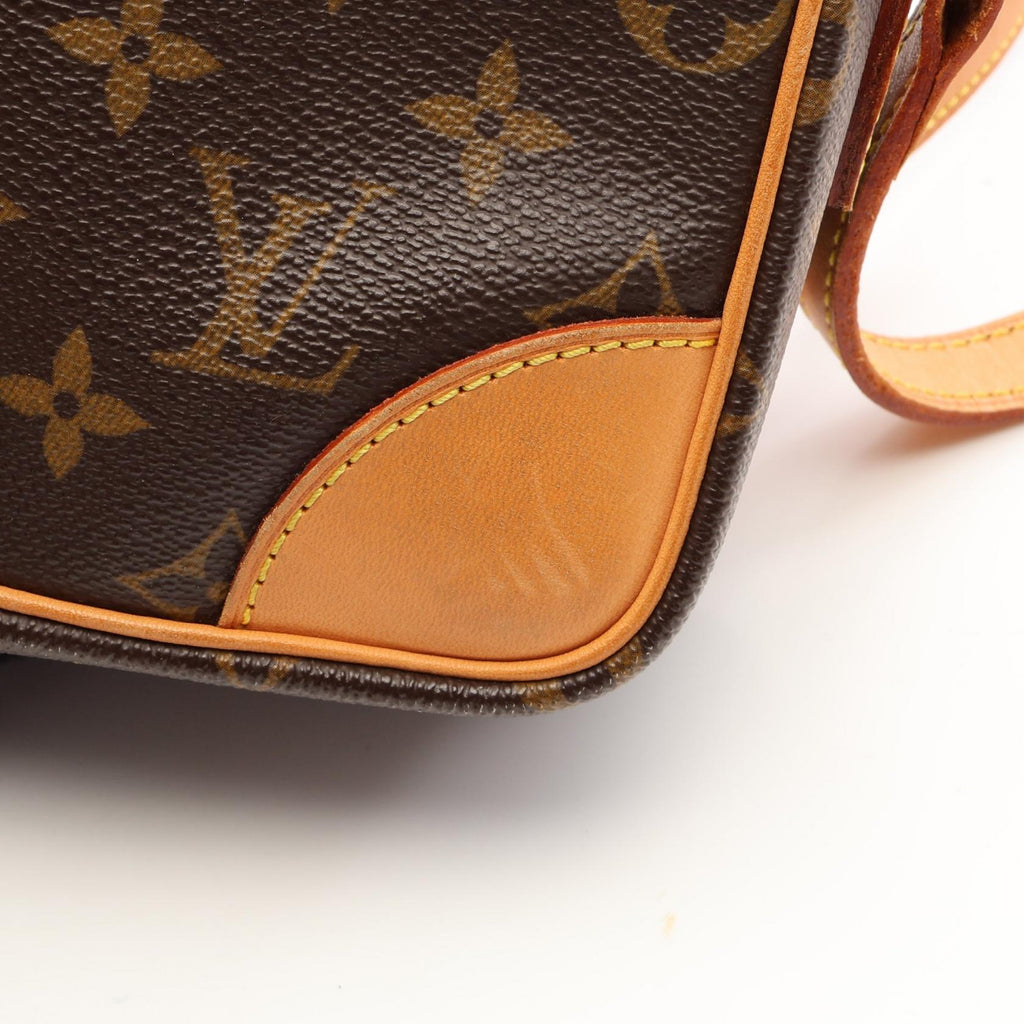 Louis Vuitton Trocadero 27 · Monogram