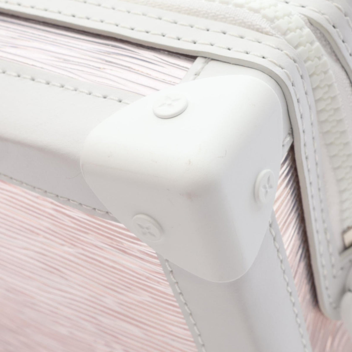 Louis Vuitton Soft Trunk · Epi Plage