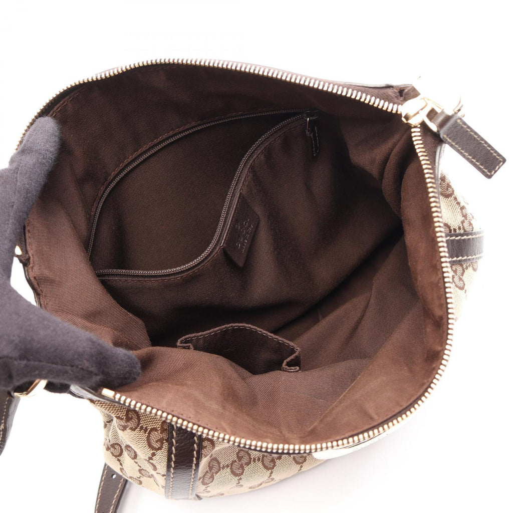 Gucci Abbey · GG Canvas