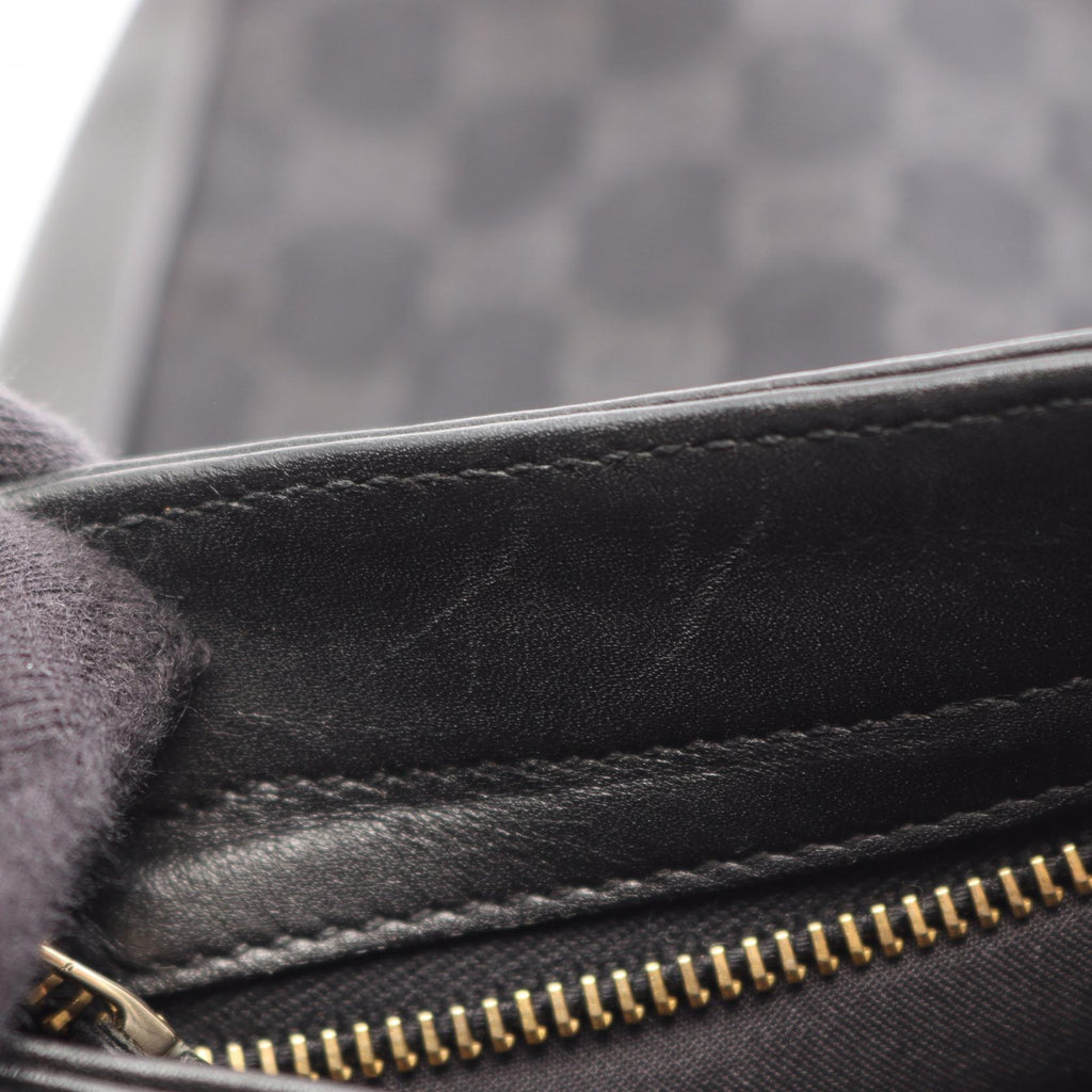 Gucci GG Canvas · Shoulder Bag