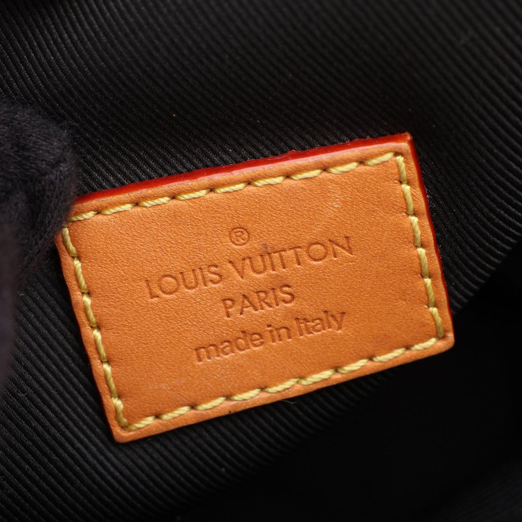 Louis Vuitton NIGO Amazon · Damier Giant
