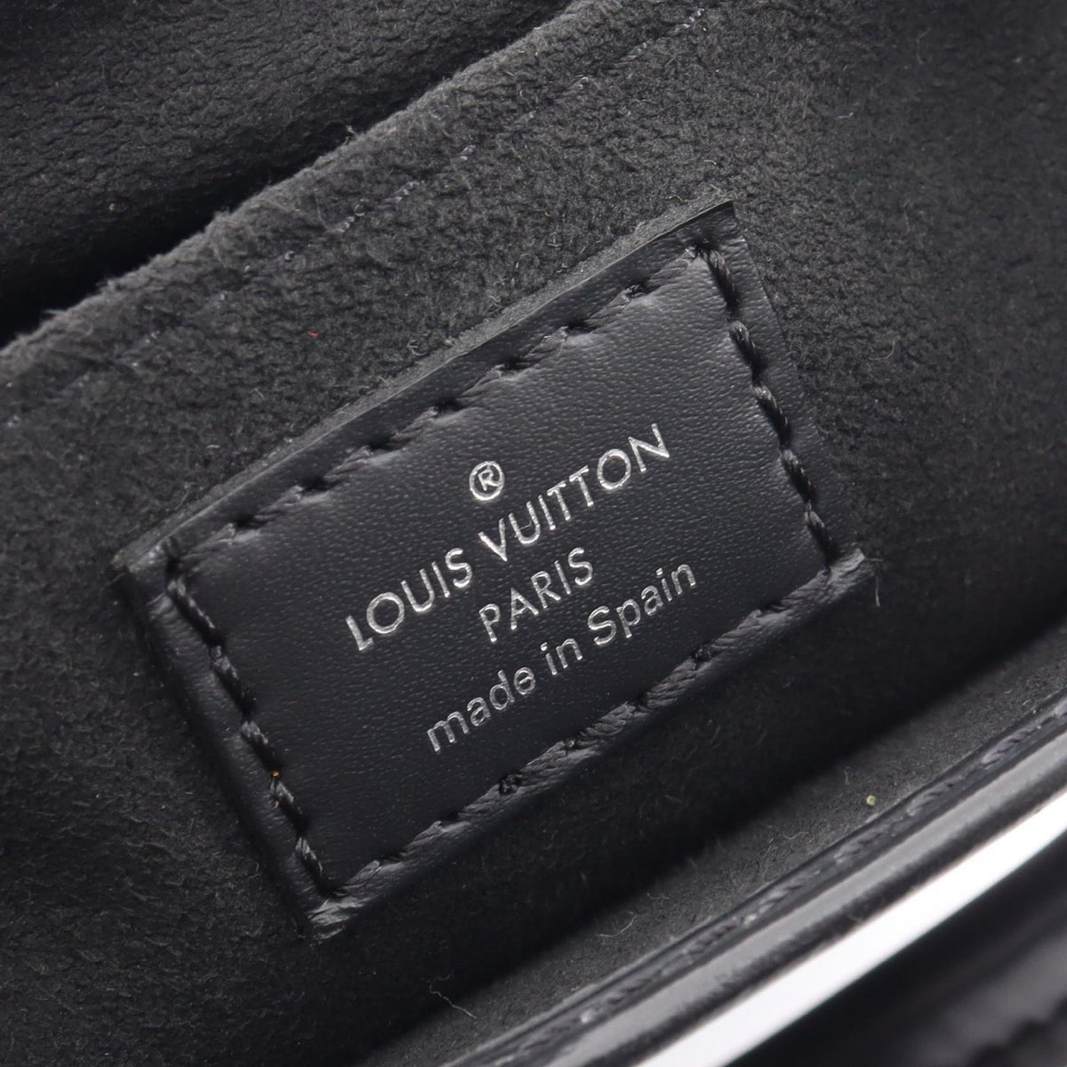Louis Vuitton Petit Sac Plat · Epi Leather