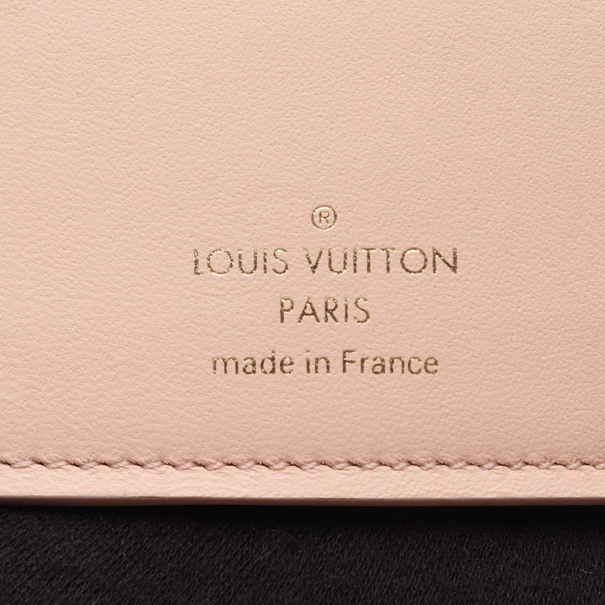 Louis Vuitton Capucine · Jasmine Compact Wallet