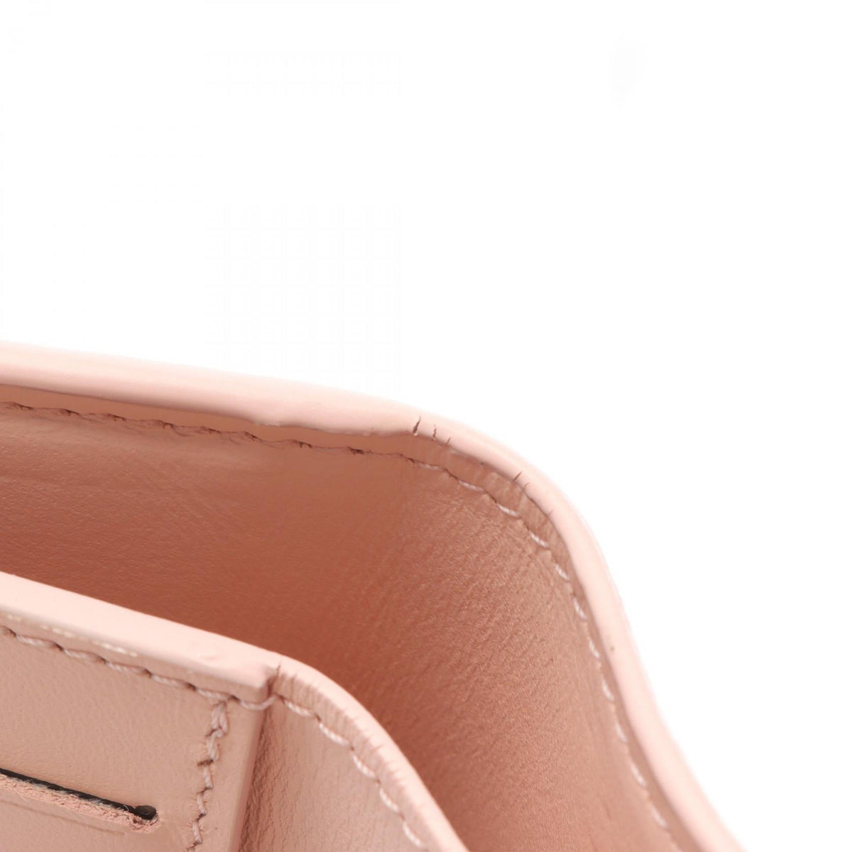 Louis Vuitton Capucine · Jasmine Compact Wallet