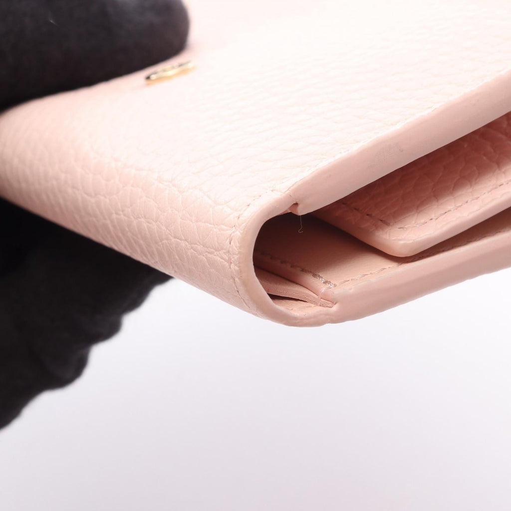 Louis Vuitton Capucine · Jasmine Compact Wallet
