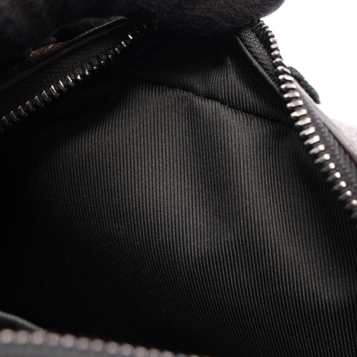 Louis Vuitton Mini Soft Trunk · Tuftage