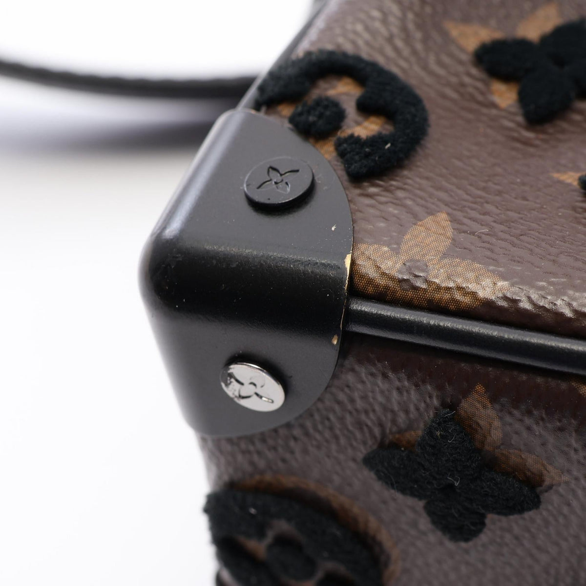 Louis Vuitton Mini Soft Trunk · Tuftage
