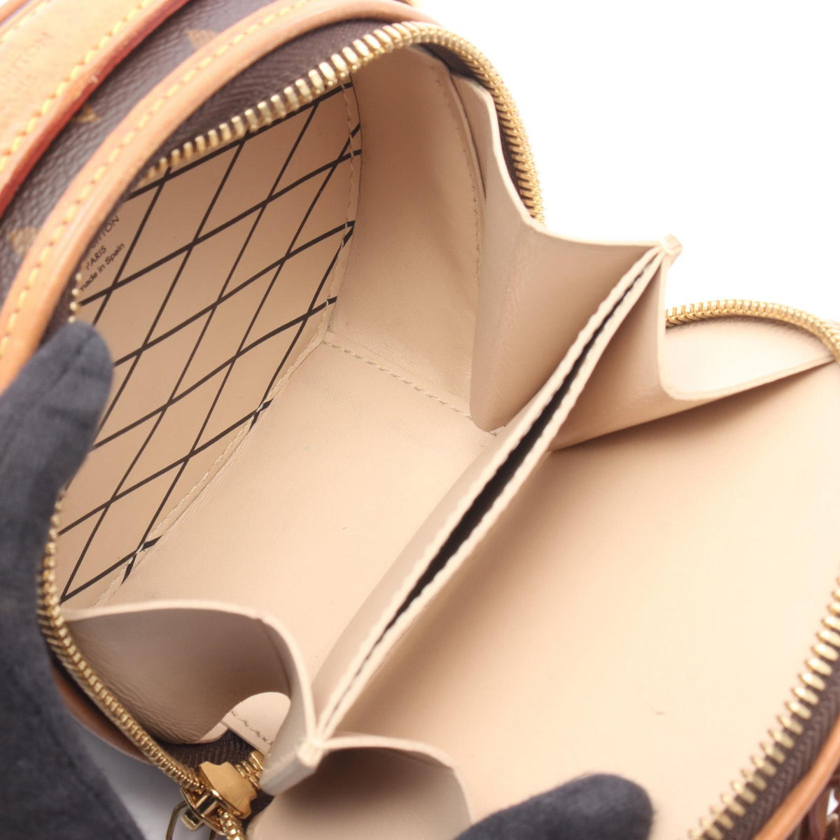 Louis Vuitton Mini Boîte Chapeau · Monogram