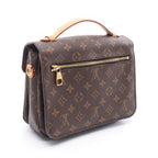 Louis Vuitton Pochette Metis · Monogram