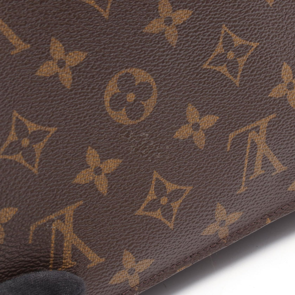 Louis Vuitton Pochette Metis · Monogram