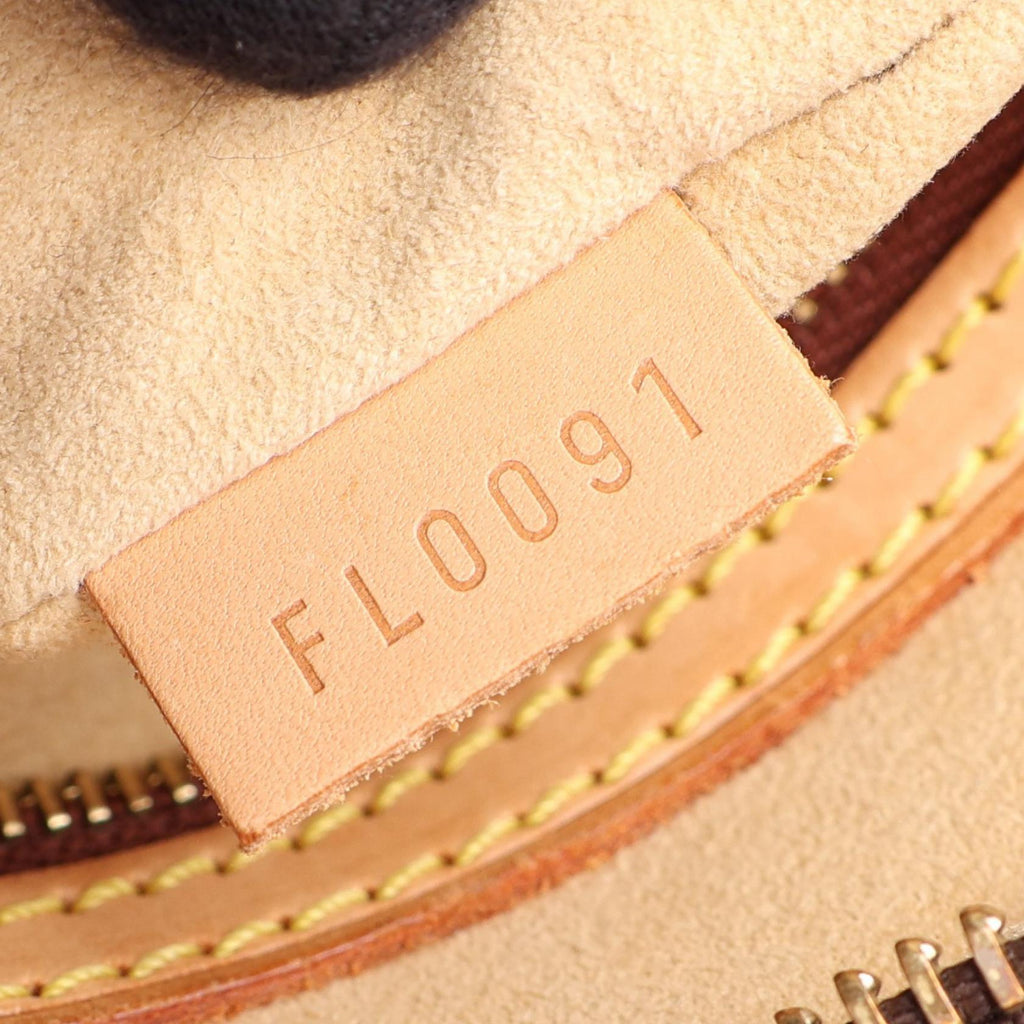 Louis Vuitton Looping MM · Monogram