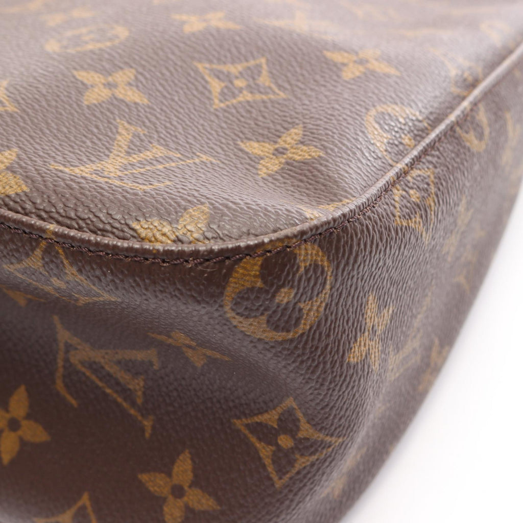 Louis Vuitton Looping MM · Monogram