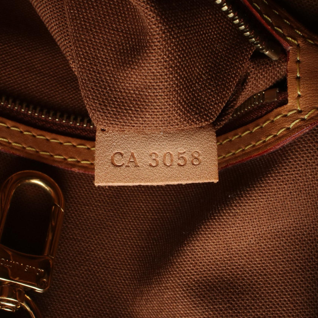 Louis Vuitton Batignolles Vertical · Monogram