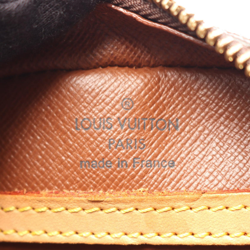 Louis Vuitton Blois · Monogram