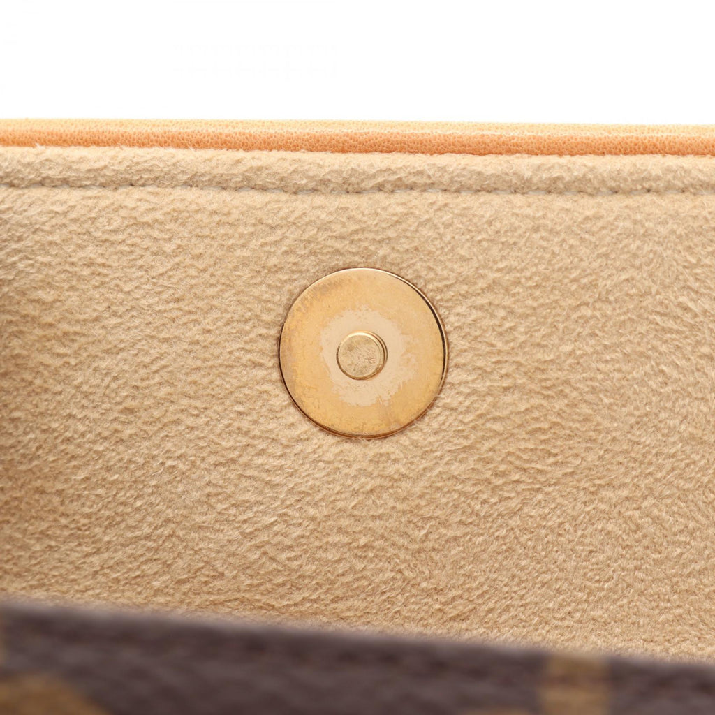 Louis Vuitton Pochette Florentine · Monogram