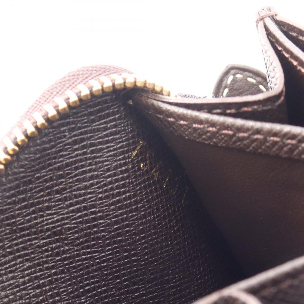 Louis Vuitton · Monogram Idylle · Zippy Wallet