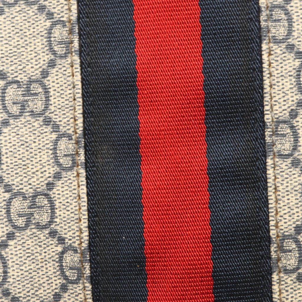Gucci GG Supreme Shelly Line · Canvas