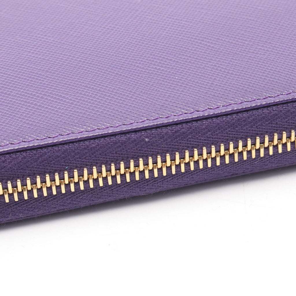 Prada Saffiano · Zip Wallet