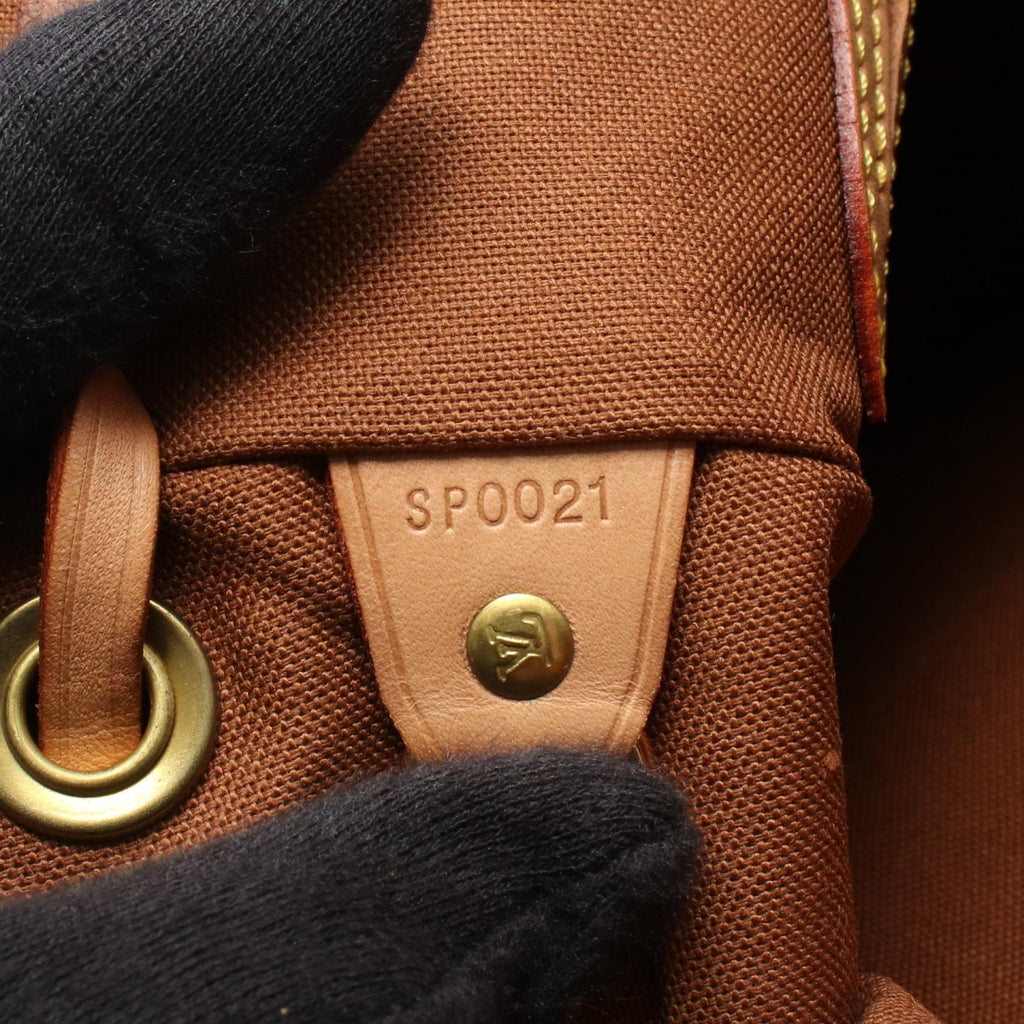 Louis Vuitton Montsouris MM · Monogram
