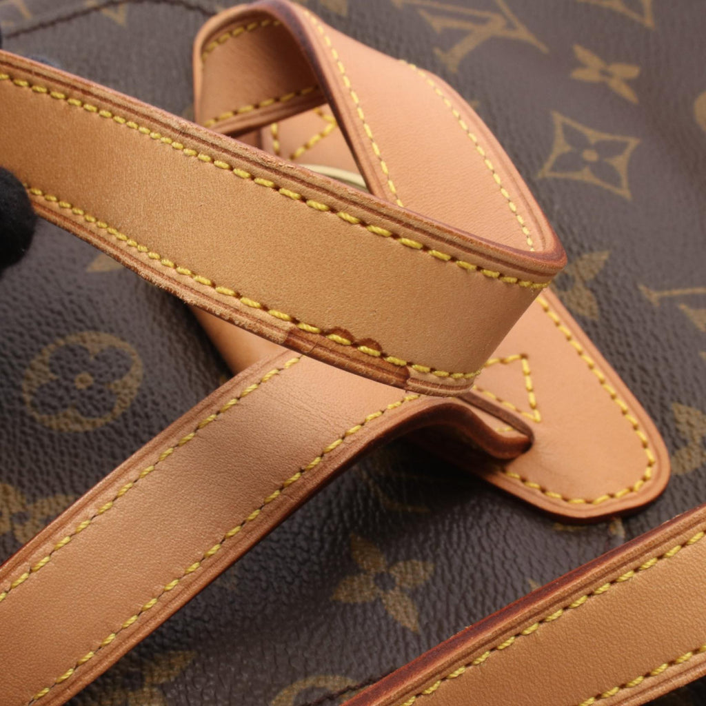 Louis Vuitton Montsouris MM · Monogram