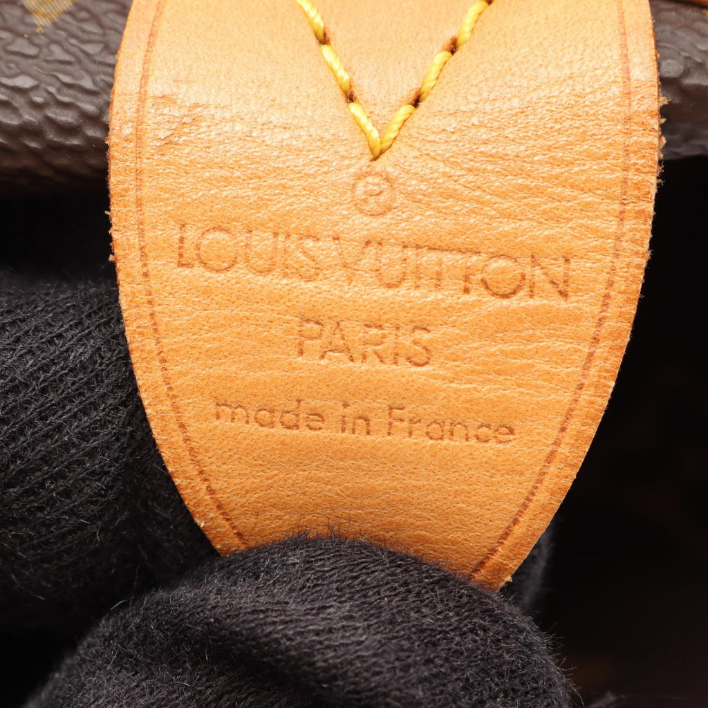 LOUIS VUITTON Keepall 55 · Monogram