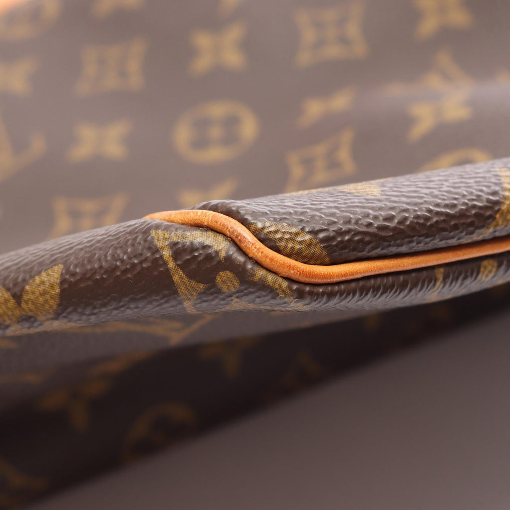 LOUIS VUITTON Keepall 55 · Monogram