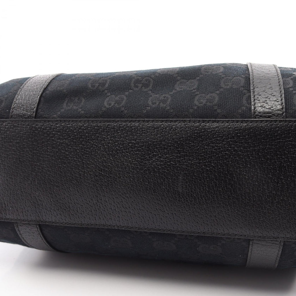 Gucci Abbey · GG Canvas