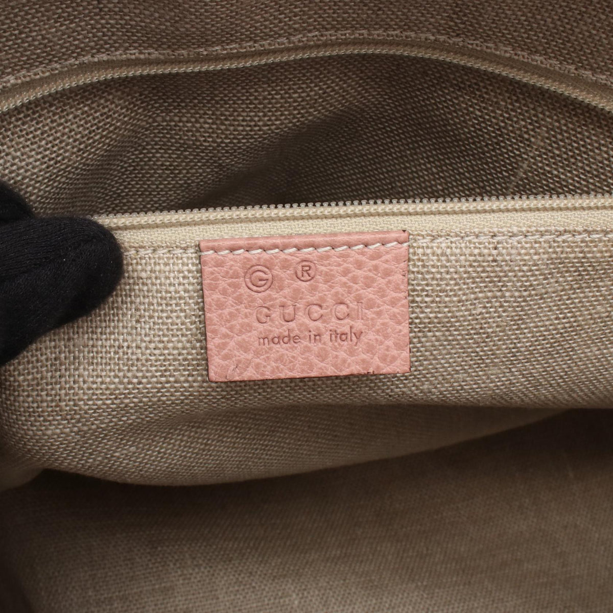 Gucci Interlocking G · Leather Crossbody